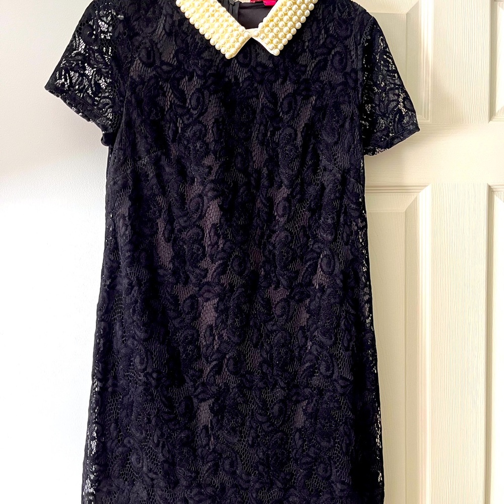 Betsey Johnson mini dress with Pear collar decorative accent. Size 10.